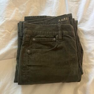 Women’s Straight Corduroy Jeans